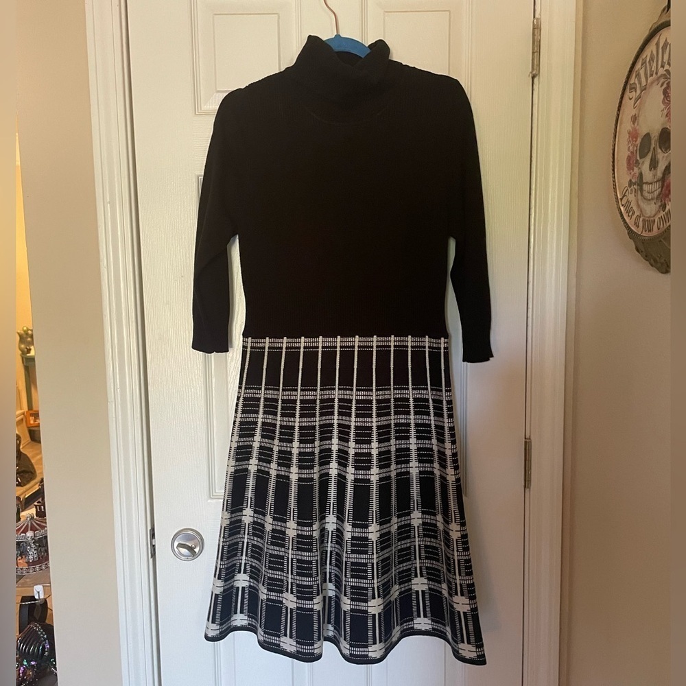 J Howard Plaid Turtleneck Knit Dress Black White Long Sleeve Midi Size Large